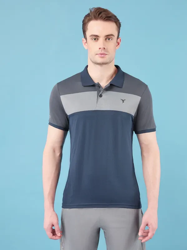 Men Colorblock Slim Fit Polo T-shirt with TECHNO COOL+