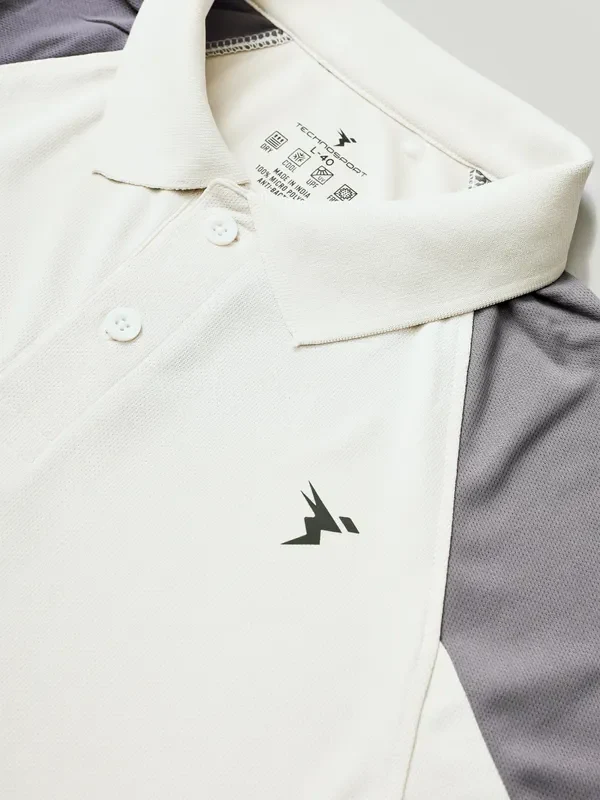 Men Colorblock Slim Fit Polo T-shirt with TECHNO COOL+ - Image 10
