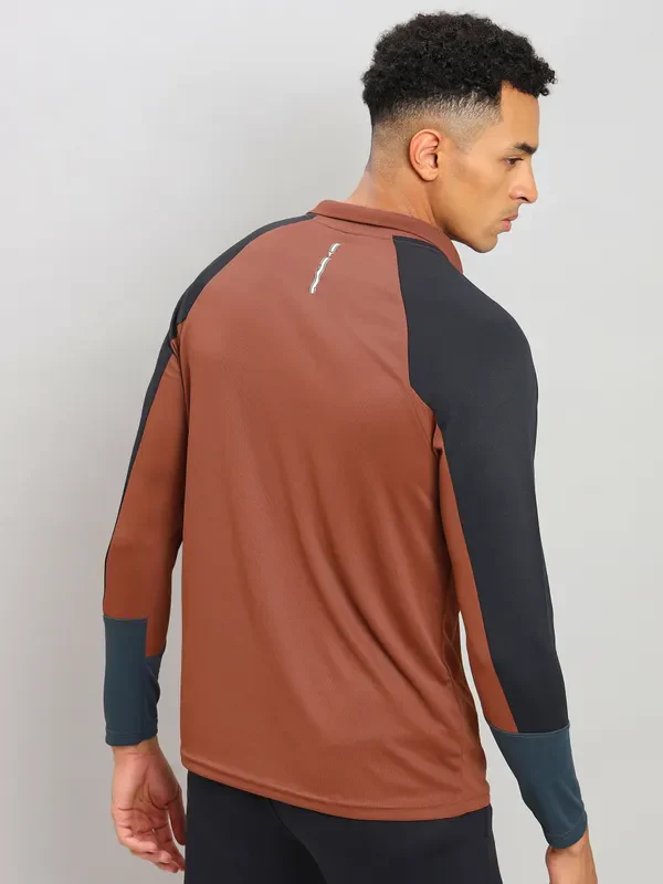 Men Colorblock Slim Fit Polo T-shirt with TECHNO COOL+ - Image 5