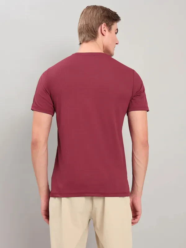 Men Solid Slim Fit Crew Neck T-shirt with TECHNO COOL+ - Image 3