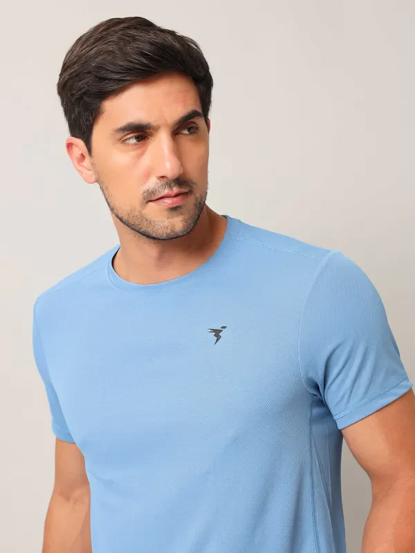 Men Solid Slim Fit Crew Neck T-shirt with TECHNO COOL+ - Image 5