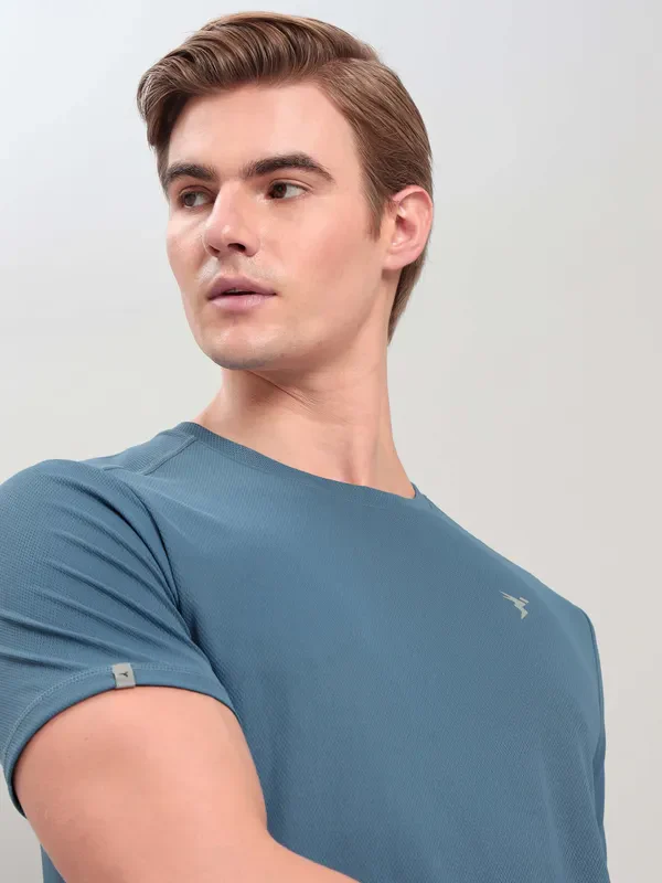 Men Solid Slim Fit Crew Neck T-shirt with TECHNO COOL+ - Image 7