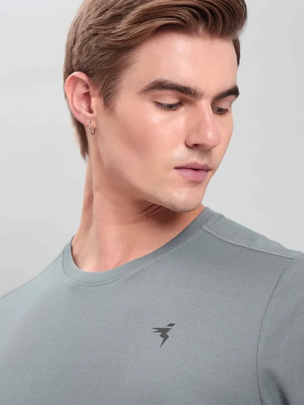 Men Solid Slim Fit Crew Neck T-shirt with TECHNO COOL+ - Image 7