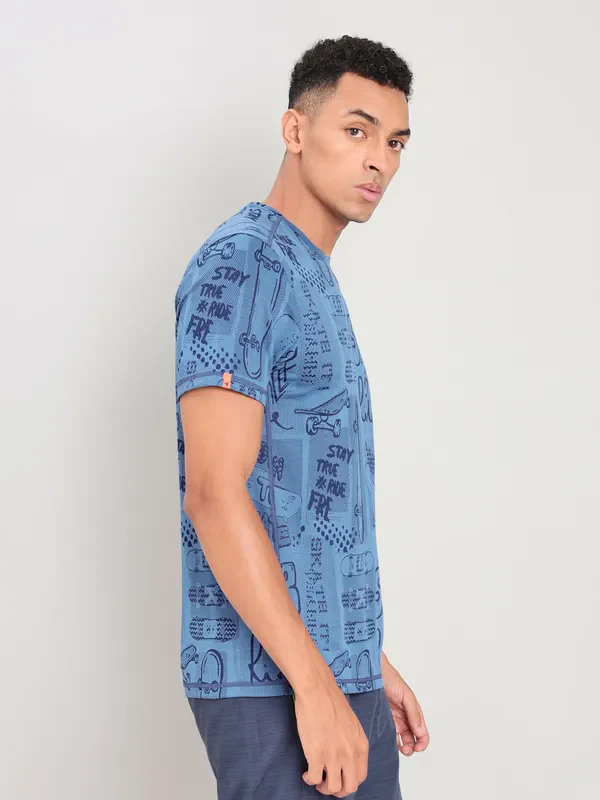 Men Jacquard Slim Fit Crew Neck T-shirt with DOUBLE COOL - Image 4