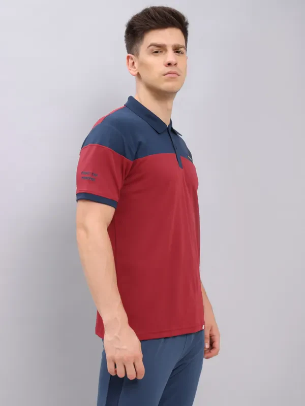 Men Colorblock Slim Fit Polo T-shirt with TECHNO DRY - Image 4