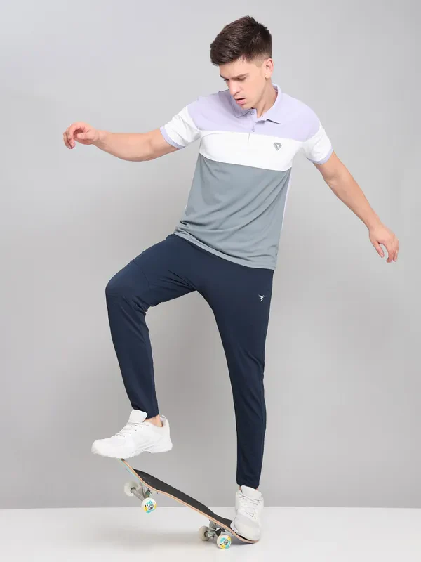 Men Colorblock Slim Fit Polo T-shirt with MATPIQ - Image 2