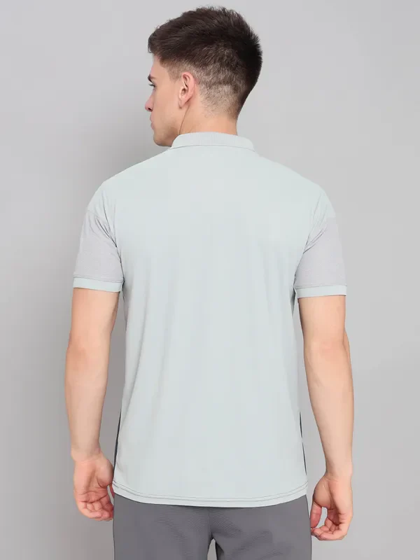 Men Colorblock Slim Fit Polo T-shirt with MATPIQ - Image 5