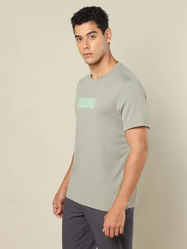 Men Printed Regular Fit Crew Neck T-shirt with TECHNO COOL+ - Image 3