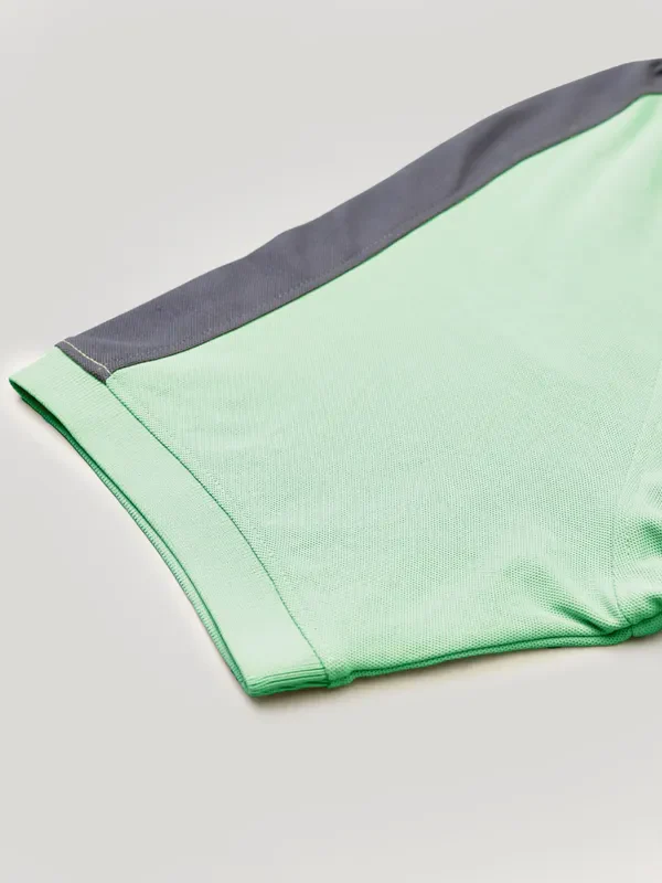 Men Colorblock Slim Fit Polo T-shirt with MATPIQ - Image 10