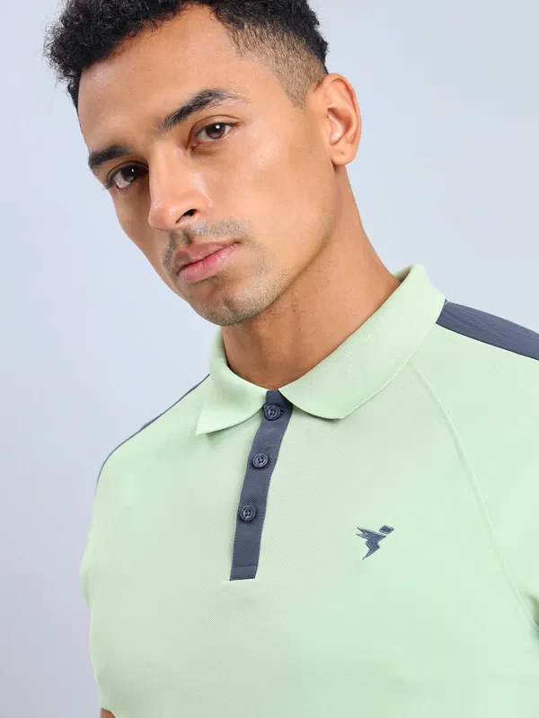 Men Colorblock Slim Fit Polo T-shirt with MATPIQ - Image 8