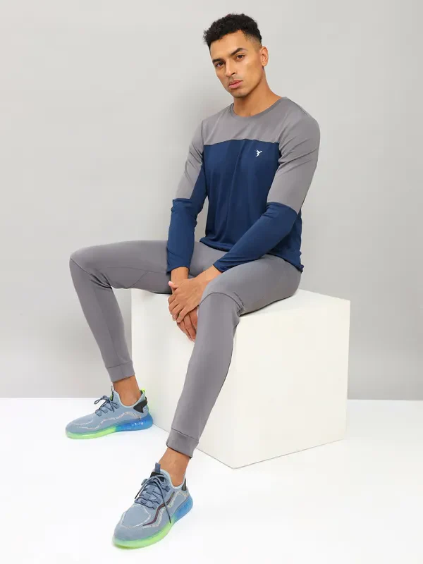 Men Colorblock Slim Fit Crew Neck T-shirt with TECHNO COOL+ - Image 4