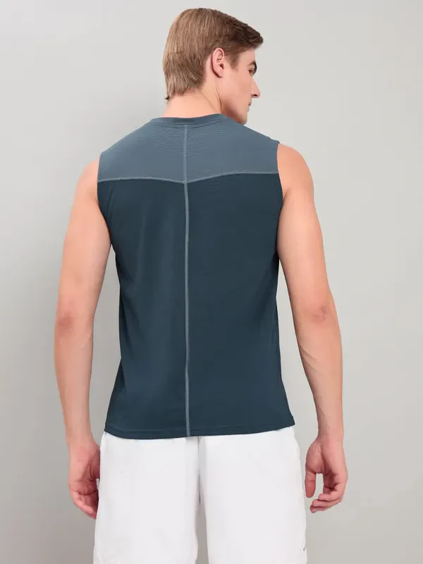 Men Solid Slim Fit Crew Neck Innerwear Vest with ELASTO LITE - Image 4