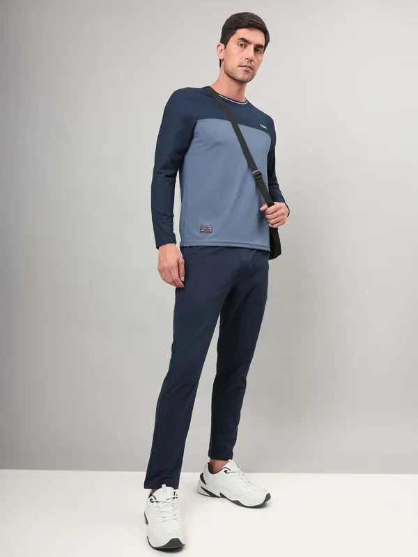 Men Colorblock Slim Fit Crew Neck T-shirt with MATPIQ - Image 4
