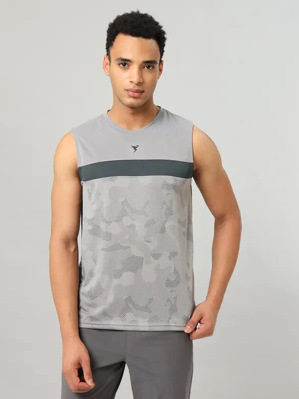 Men Jacquard Slim Fit Crew Neck Innerwear Vest with VENTMESH