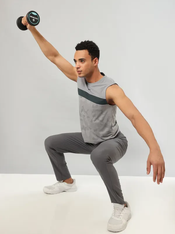 Men Jacquard Slim Fit Crew Neck Innerwear Vest with VENTMESH - Image 5