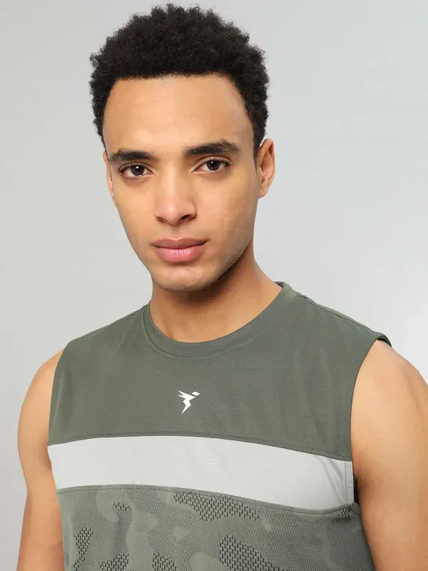 Men Jacquard Slim Fit Crew Neck Innerwear Vest with VENTMESH - Image 6