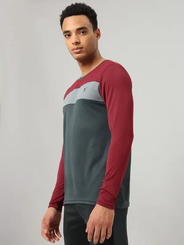 Men Colorblock Slim Fit Crew Neck T-shirt with MATPIQ - Image 4