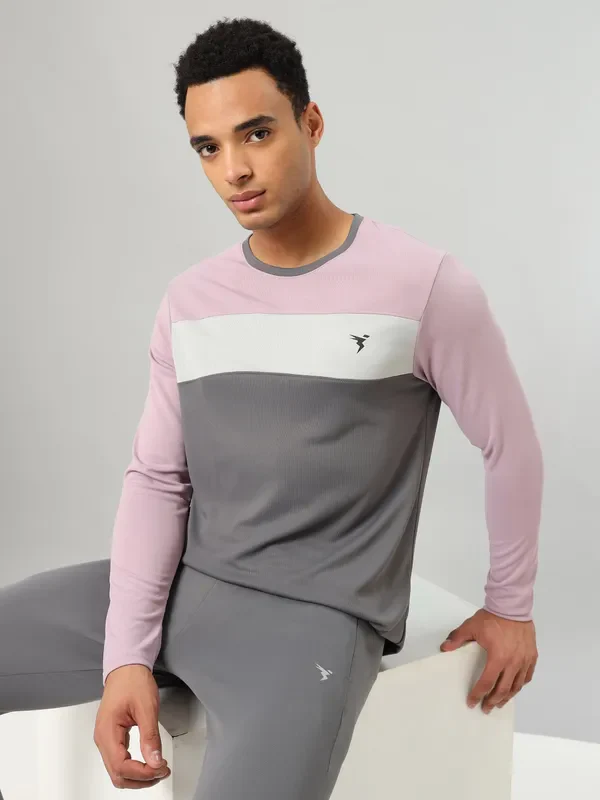 Men Colorblock Slim Fit Crew Neck T-shirt with MATPIQ - Image 4