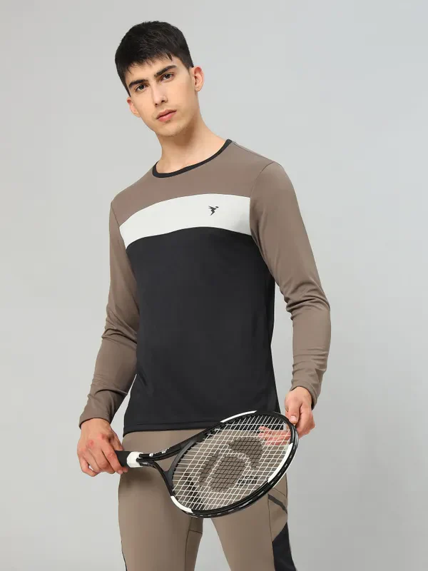 Men Colorblock Slim Fit Crew Neck T-shirt with MATPIQ - Image 2