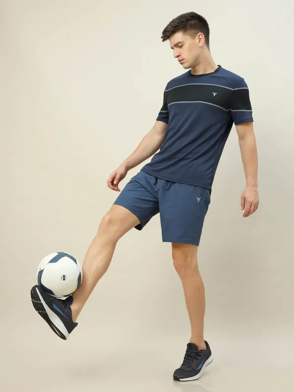 Men Colorblock Slim Fit Crew Neck T-shirt with TECHNO COOL+ - Image 4