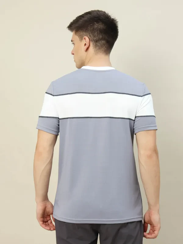 Men Colorblock Slim Fit Crew Neck T-shirt with TECHNO COOL+ - Image 3