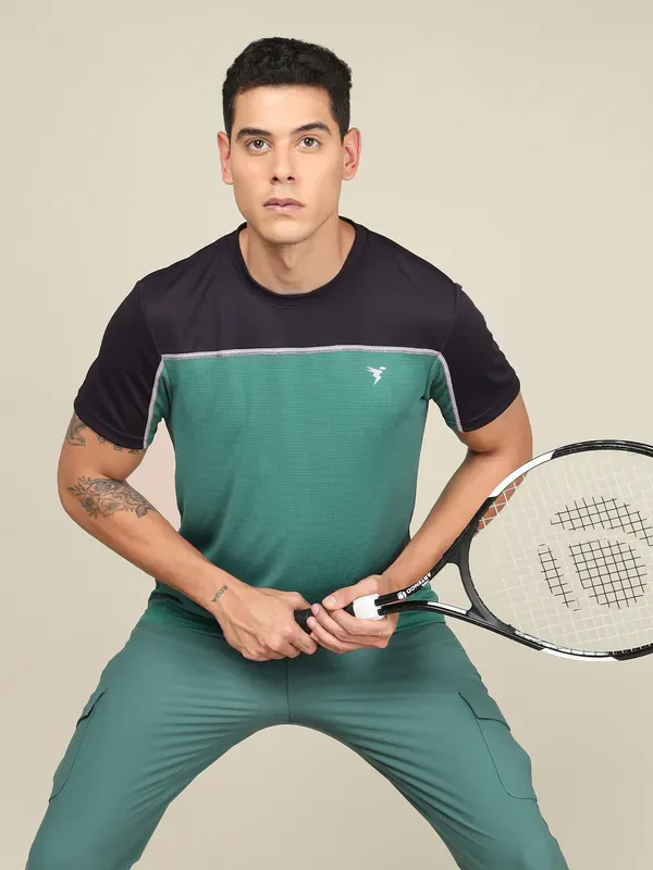 Men Colorblock Slim Fit Crew Neck T-shirt with TECHNO COOL+ - Image 2