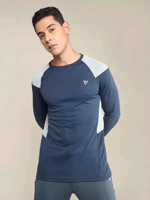 Men Colorblock Slim Fit Crew Neck T-shirt with TECHNO COOL+ - Image 3