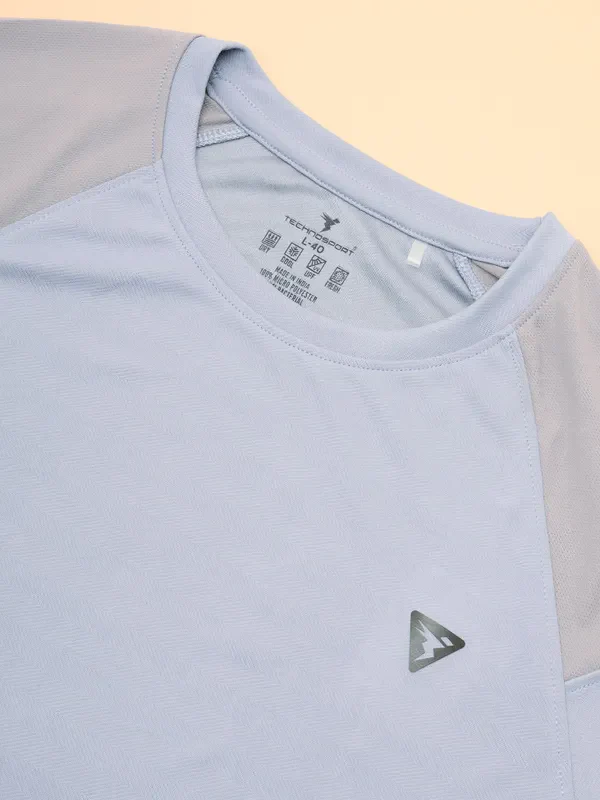 Men Colorblock Slim Fit Crew Neck T-shirt with TECHNO COOL+ - Image 7