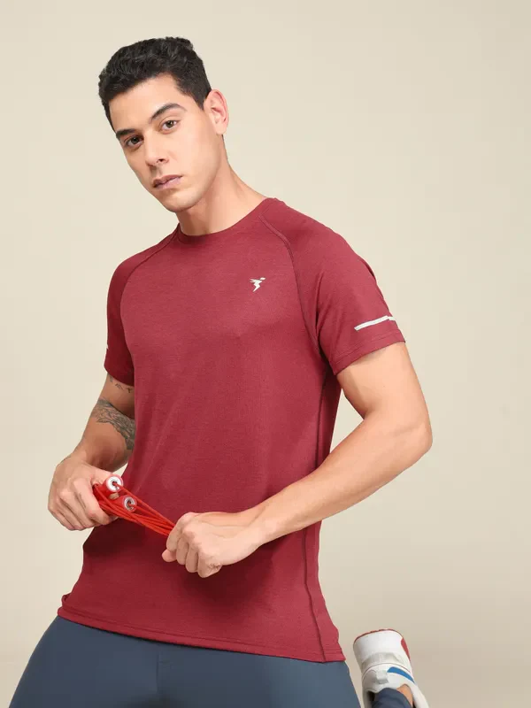 Men Melange Slim Fit Crew Neck T-shirt with DOUBLECOOL