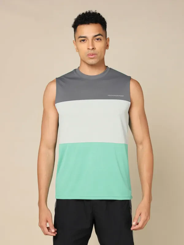 Men Colorblock Slim Fit Crew Neck Innerwear Vest with TECHNO COOL+ - Image 5
