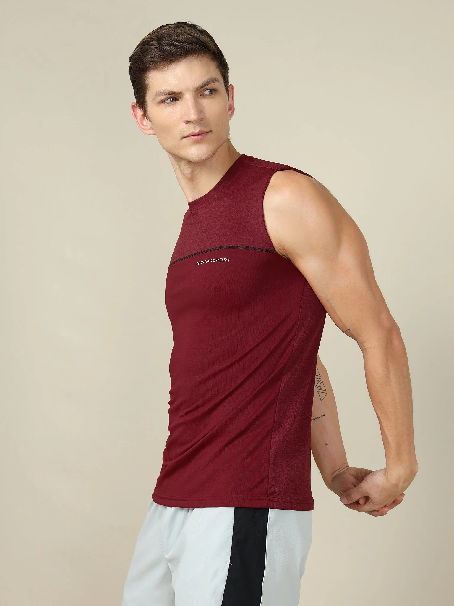 Men Colorblock Slim Fit Crew Neck Innerwear Vest with TECHNO COOL+ - Image 5