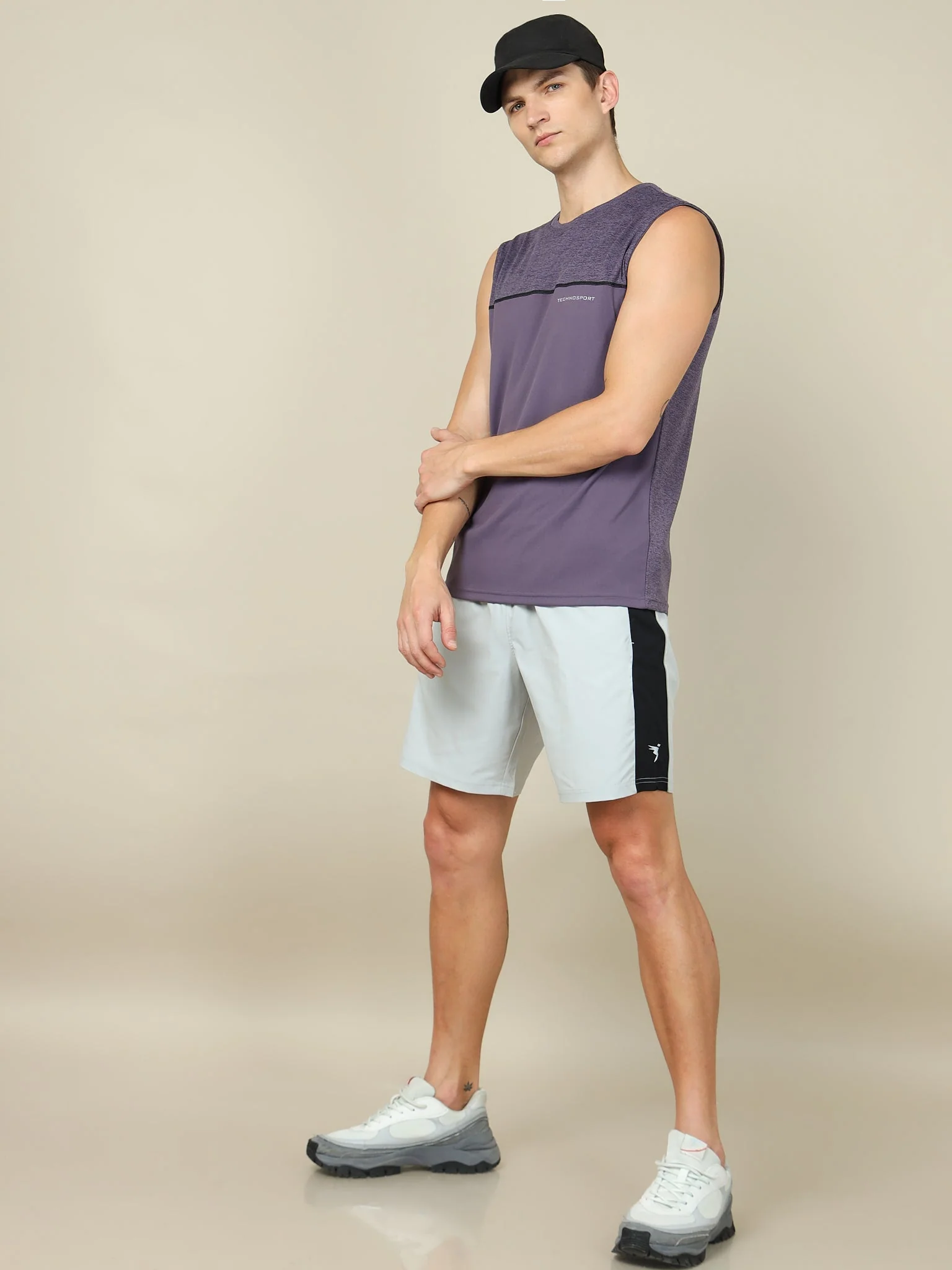 Men Colorblock Slim Fit Crew Neck Innerwear Vest with TECHNO COOL+ - Image 4