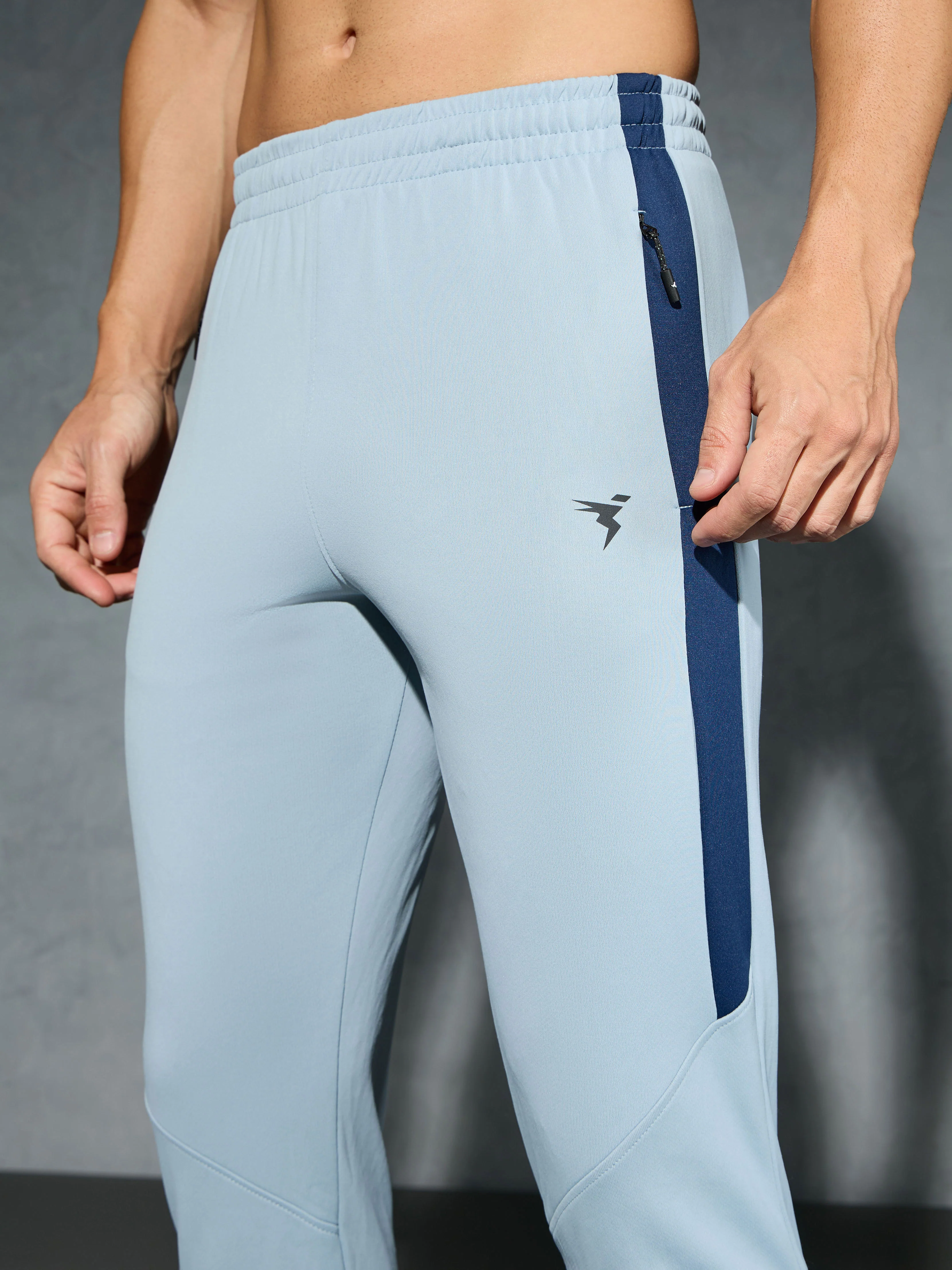 Men Solid Slim Fit Trackpants with TECHNO DRY - Image 6