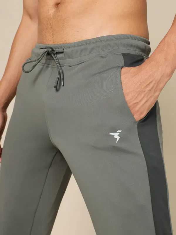 Men Colorblock Slim Fit Trackpants with ELASTO PLUS - Image 6
