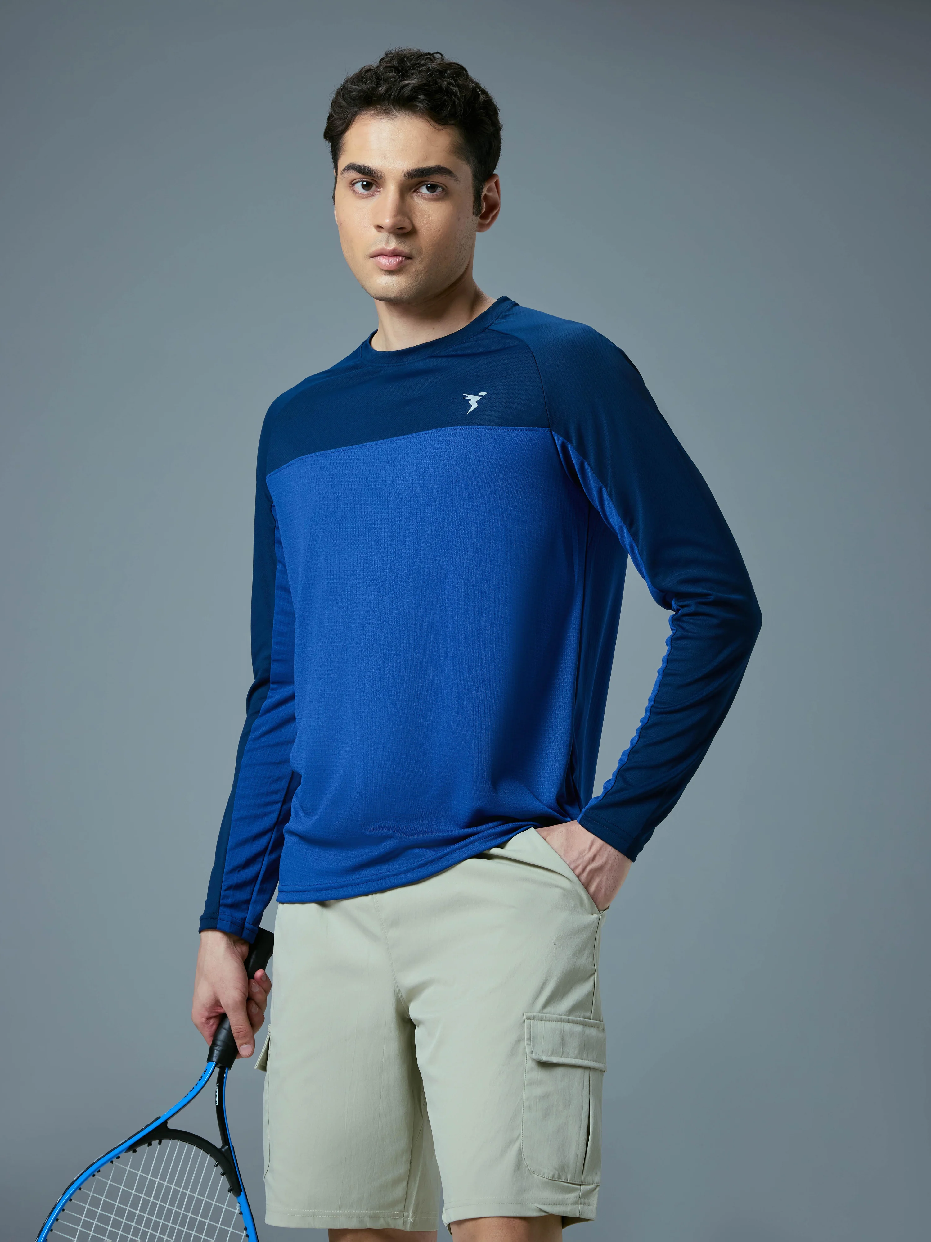 Men Colorblock Slim Fit Crew Neck T-shirt with TECHNO COOL+