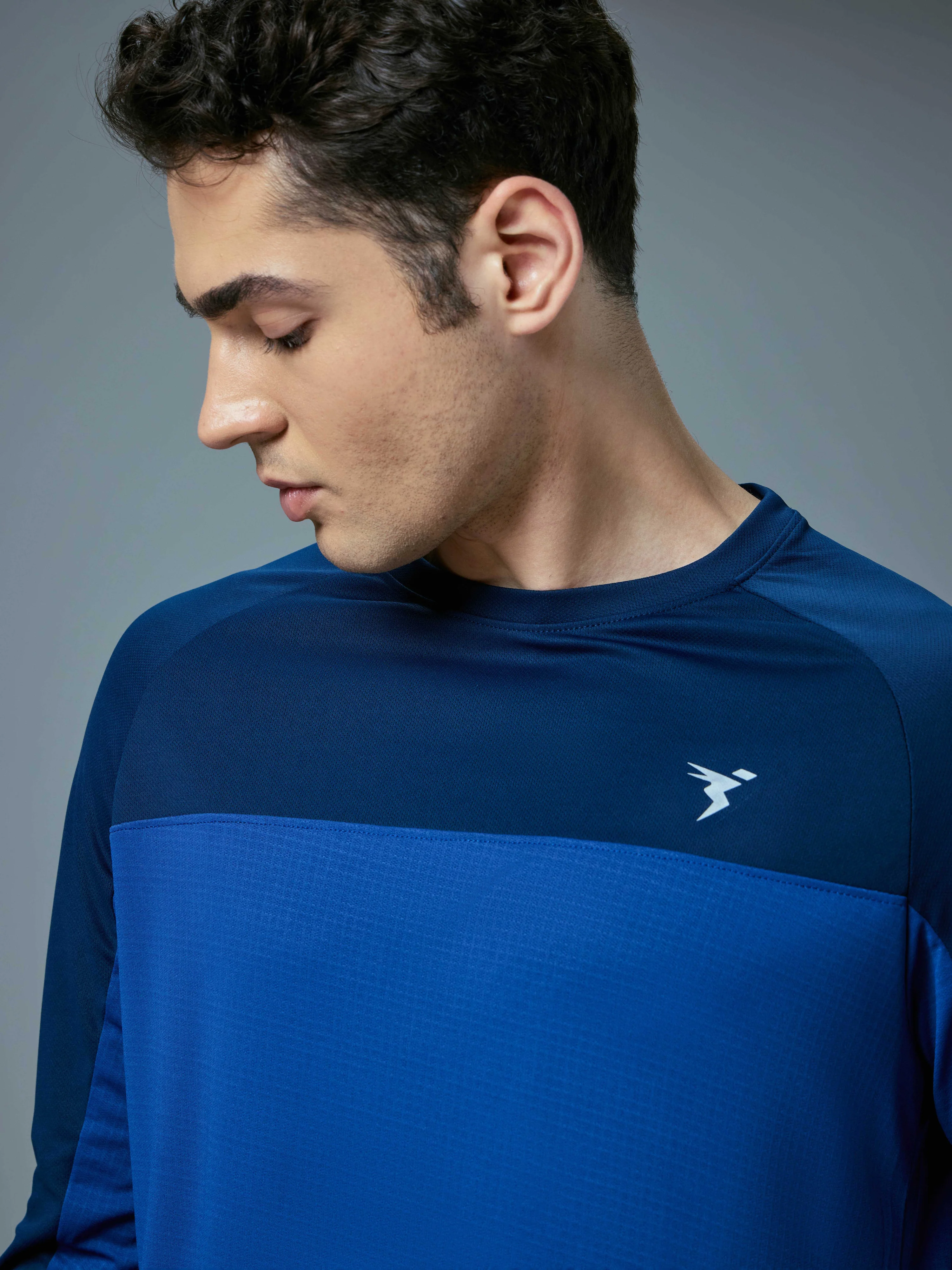 Men Colorblock Slim Fit Crew Neck T-shirt with TECHNO COOL+ - Image 6
