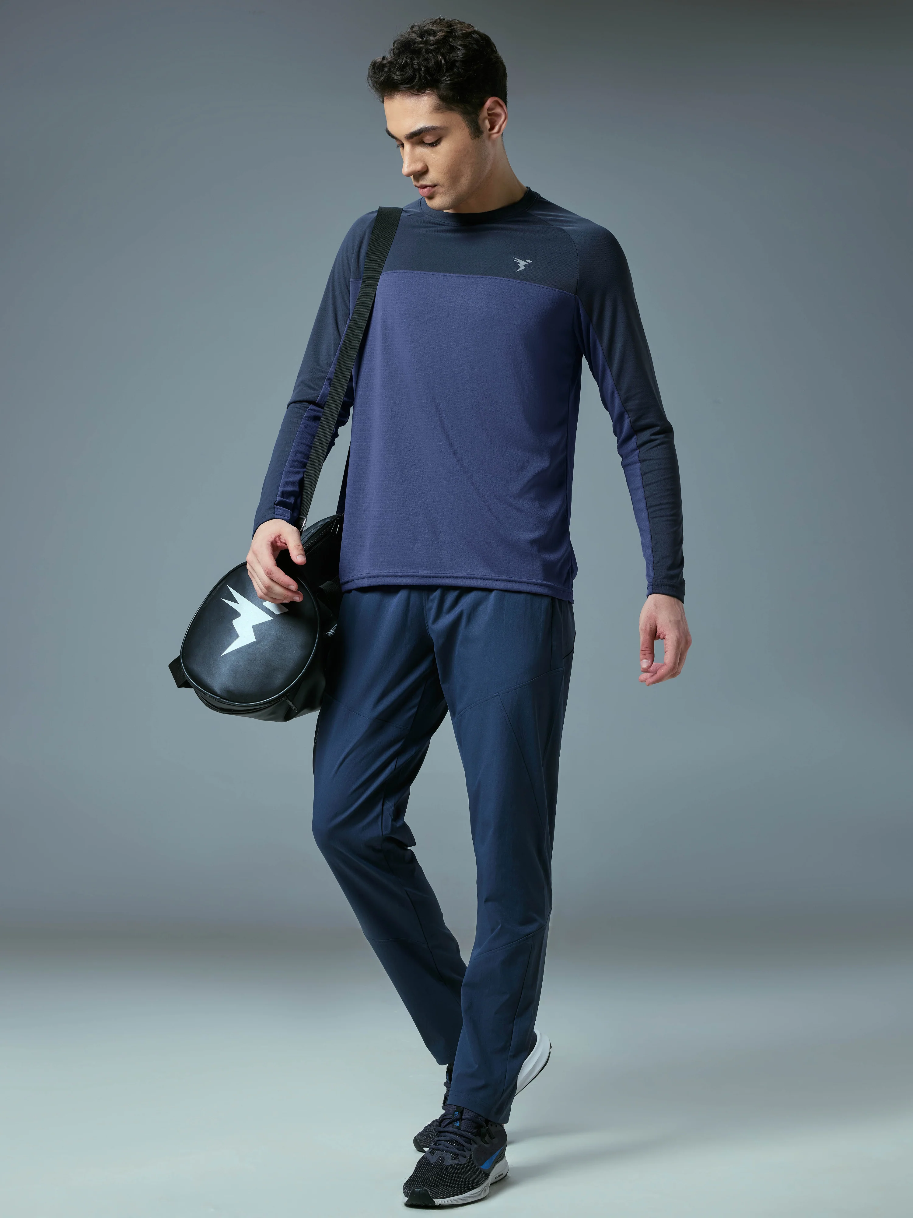 Men Colorblock Slim Fit Crew Neck T-shirt with TECHNO COOL+ - Image 5