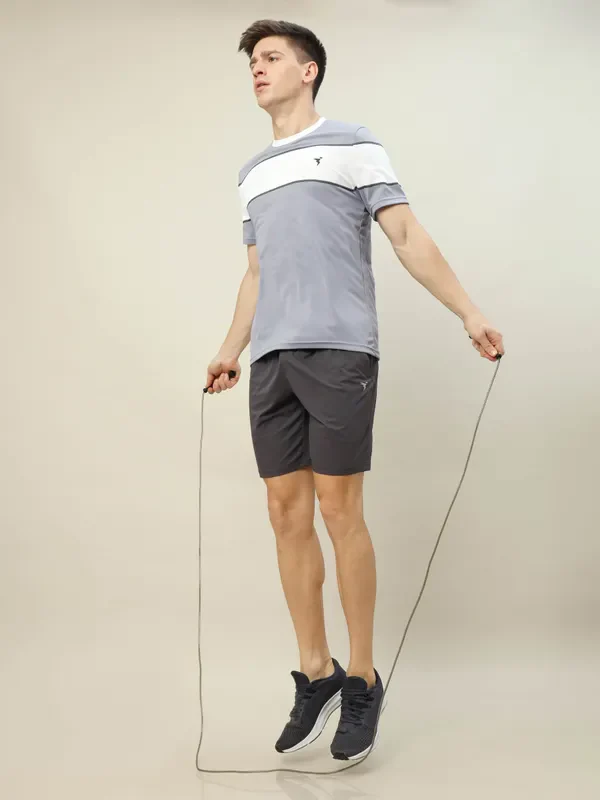 Men Solid Relax Fit Shorts with TECHNOLITE - Image 3