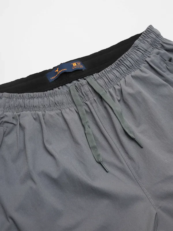 Men Solid Relax Fit Shorts with TECHNOLITE - Image 9