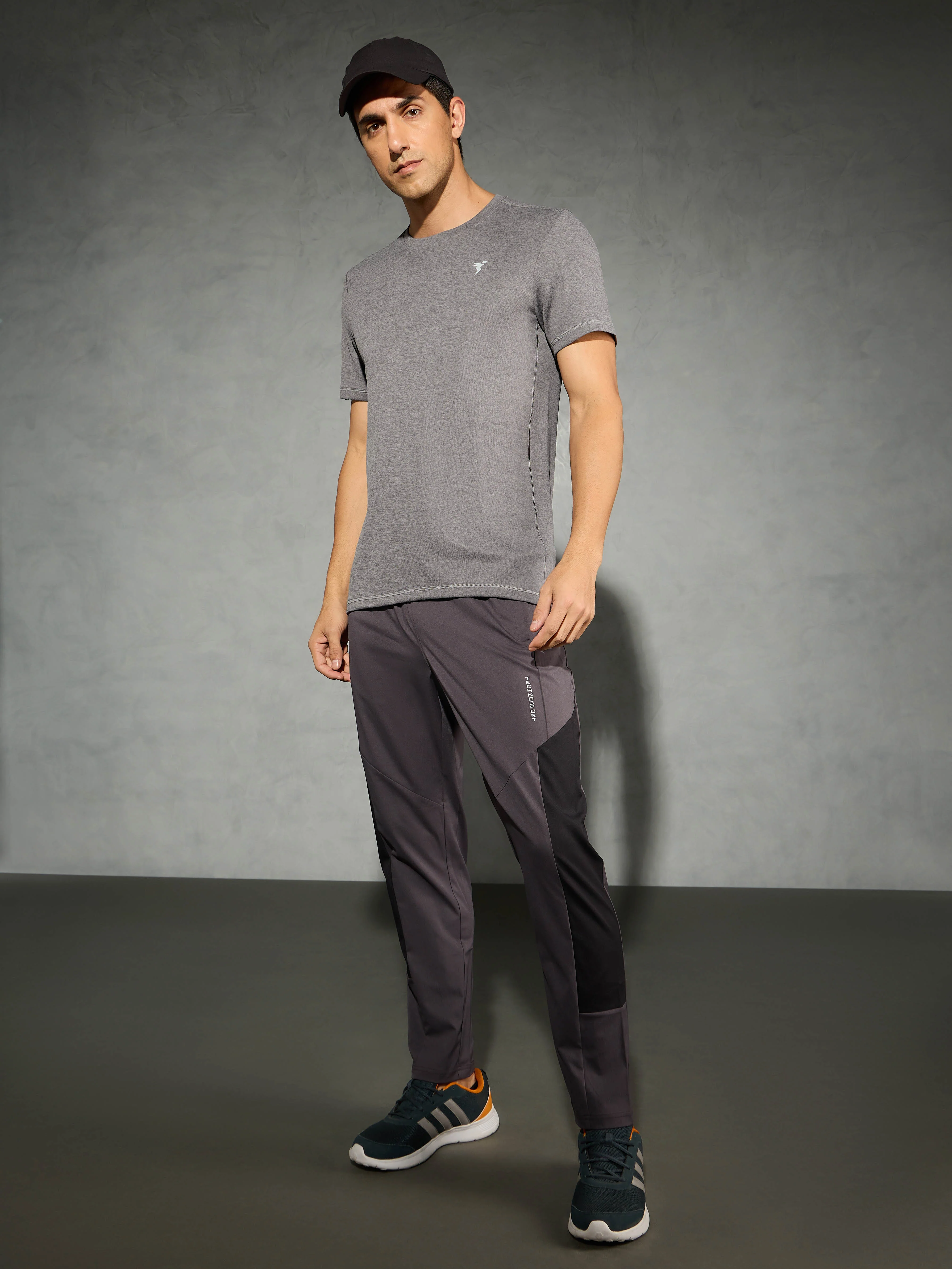 Men Solid Slim Fit Crew Neck T-shirt with DOUBLE COOL - Image 5