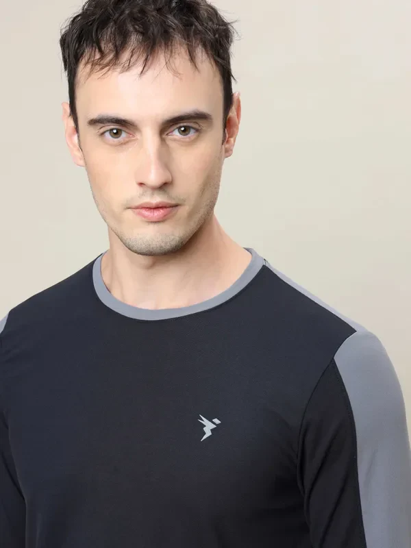 Men Colorblock Slim Fit Crew Neck T-shirt with MATPIQ - Image 6
