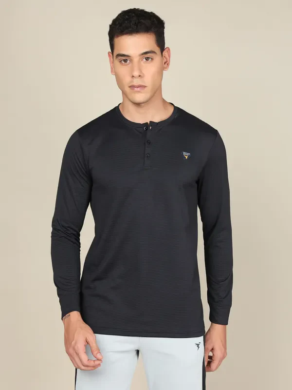 Men Self Design Slim Fit Henley Neck T-shirt with MATPIQ - Image 3