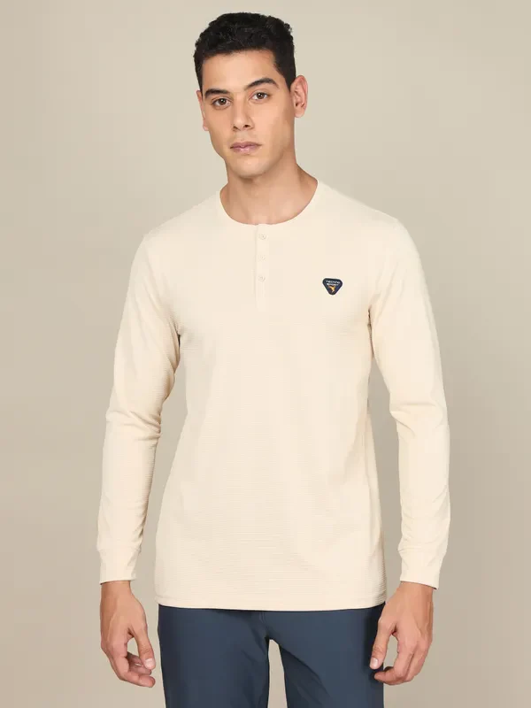 Men Self Design Slim Fit Henley Neck T-shirt with MATPIQ - Image 2