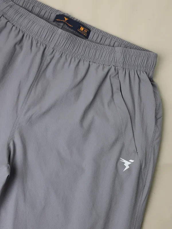 Men Solid Relax Fit Joggers with TECHNOLITE - Image 9