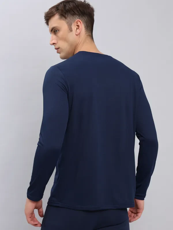 Men Solid Slim Fit Crew Neck T-shirt with TECHNO COOL+ - Image 3