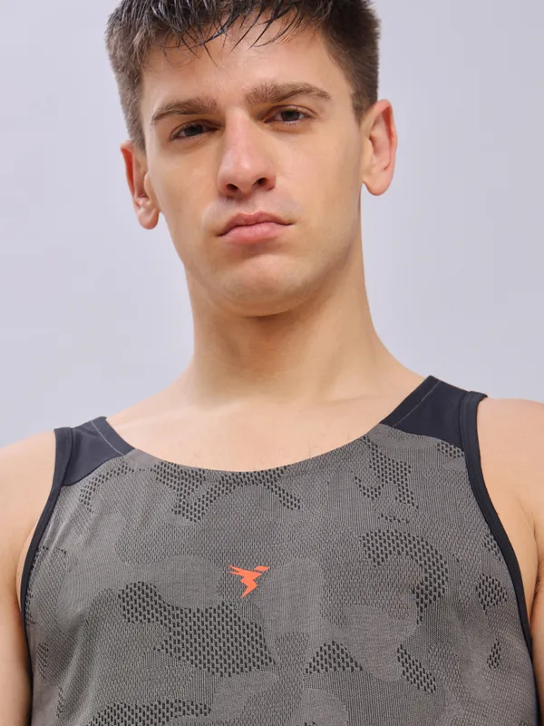 Men Colorblock Slim Fit Crew Neck Innerwear Vest with VENTMESH - Image 6