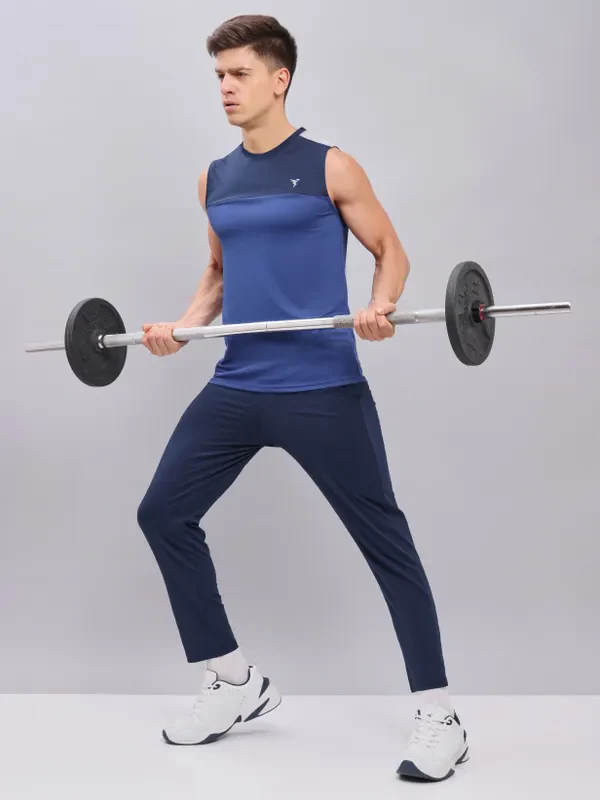 Men Colorblock Slim Fit Crew Neck Innerwear Vest with TECHNO COOL+ - Image 3