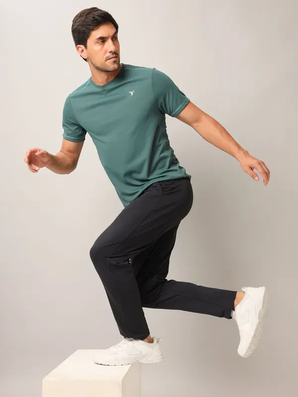 Men Solid Slim Fit Crew Neck T-shirt with TECHNO COOL+ - Image 6