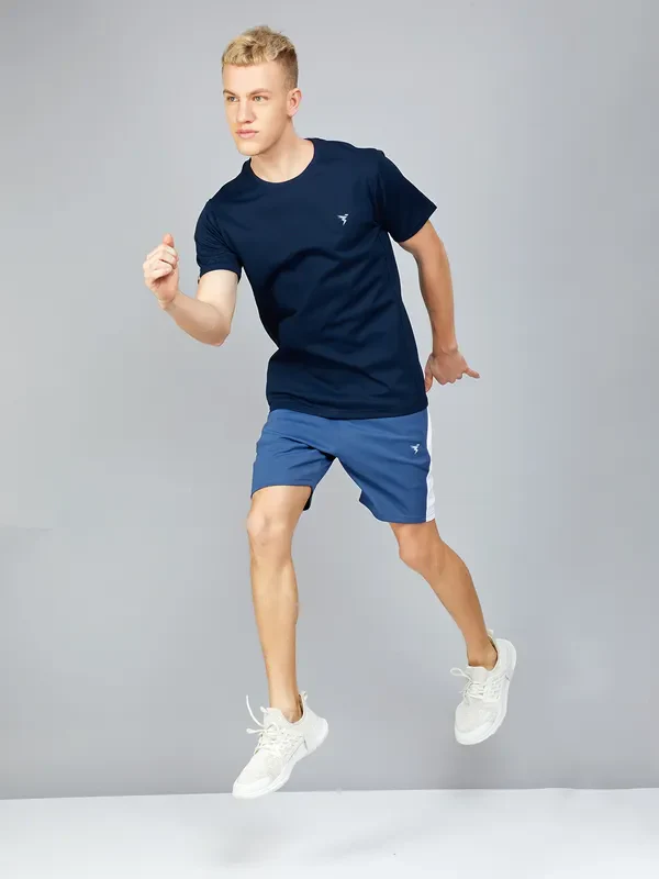 Men Solid Slim Fit Crew Neck T-shirt with TECHNO COOL+