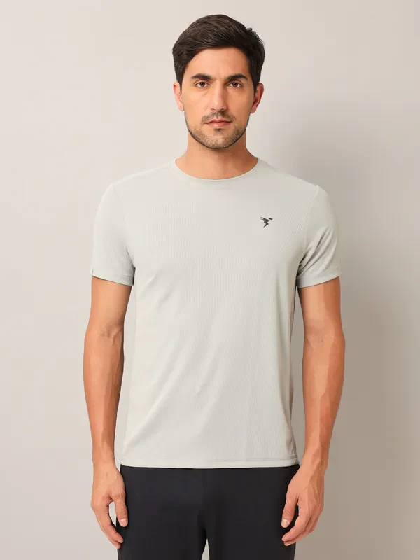 Men Solid Slim Fit Crew Neck T-shirt with TECHNO COOL+ - Image 2